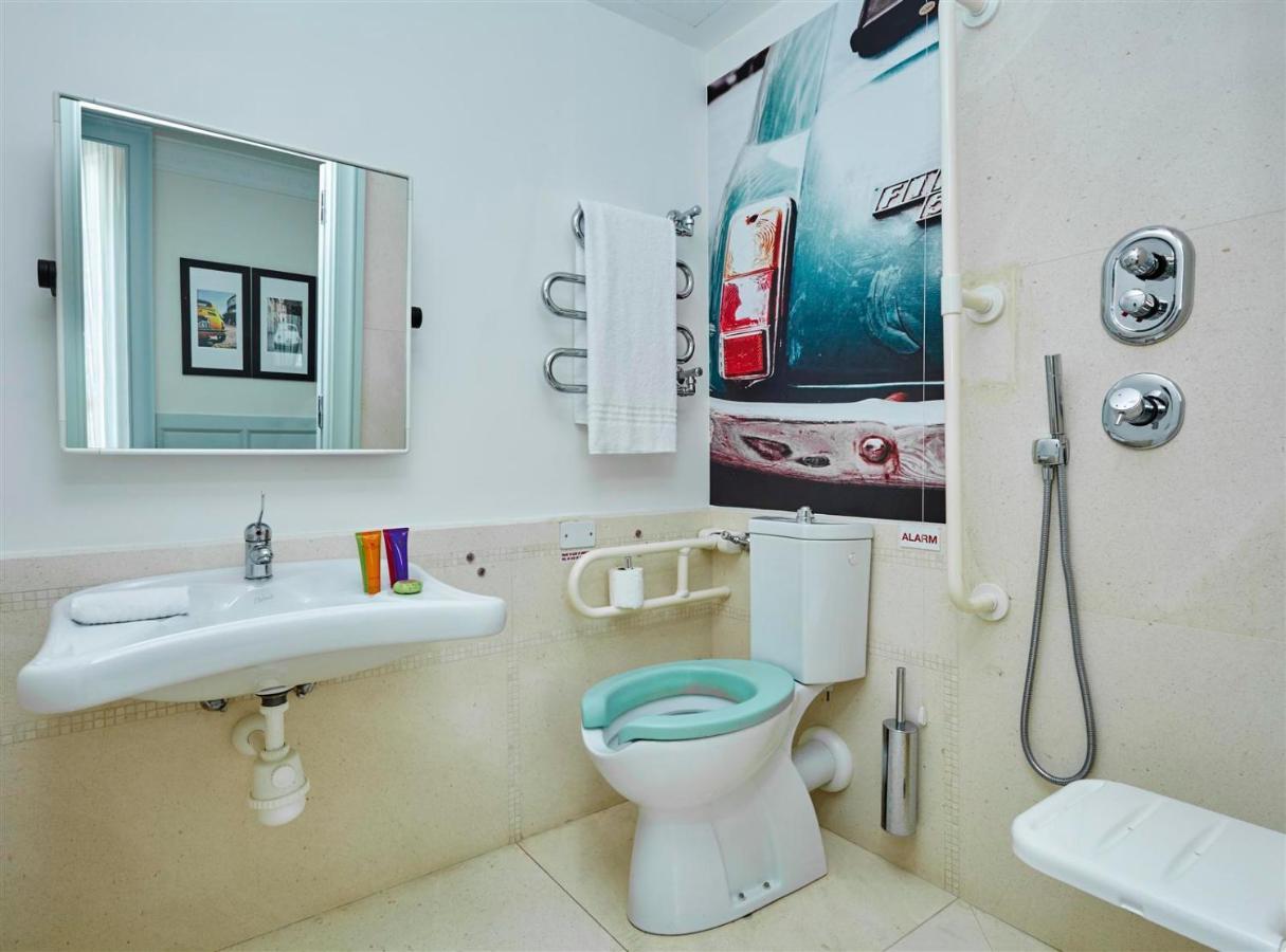 Hébergement Standard avec 1 Lit Queen-Size - Accessible aux Personnes à Mobilité Réduite