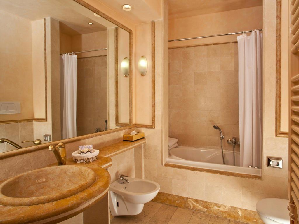 Chambre Familiale (2 Adultes + 1 Enfant)