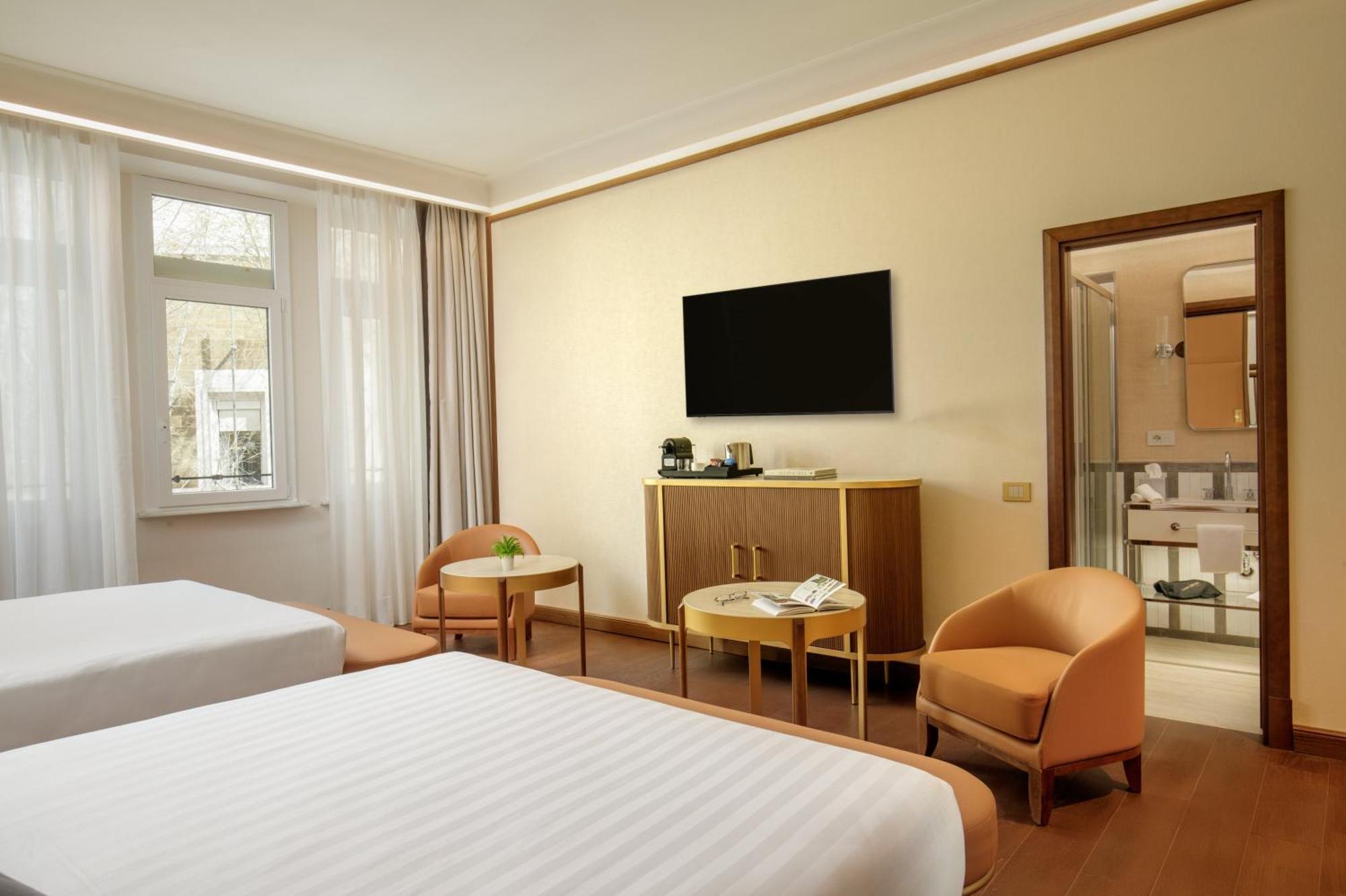Chambre Lit Queen-Size Deluxe