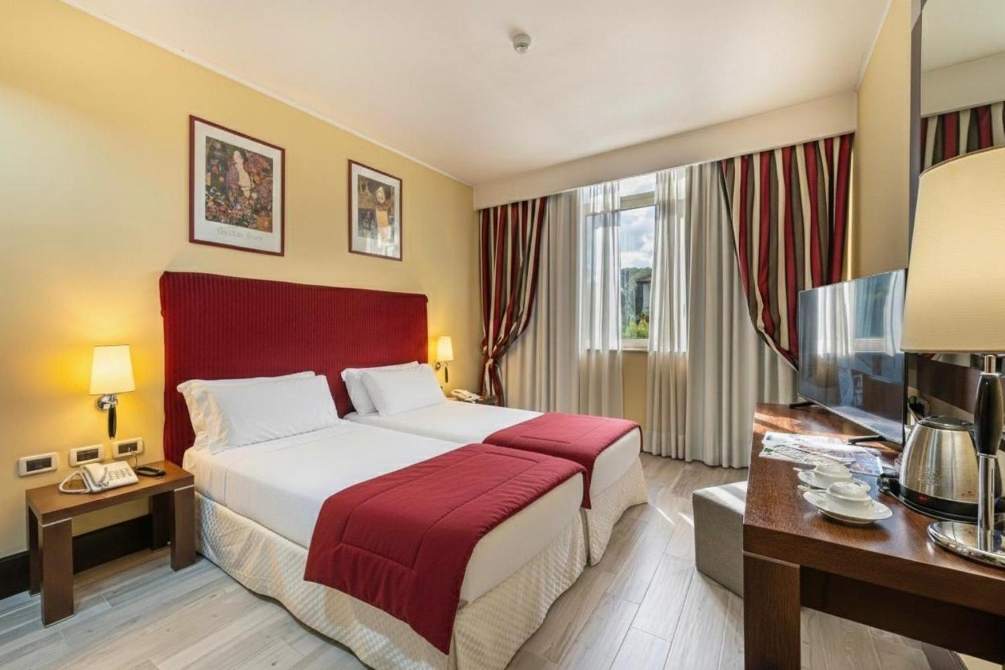 Classic Double or Twin Room Pet Friendly,1758529789:JPEG