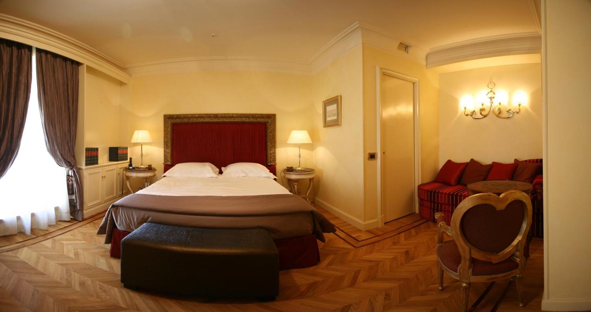Superior Junior Suite