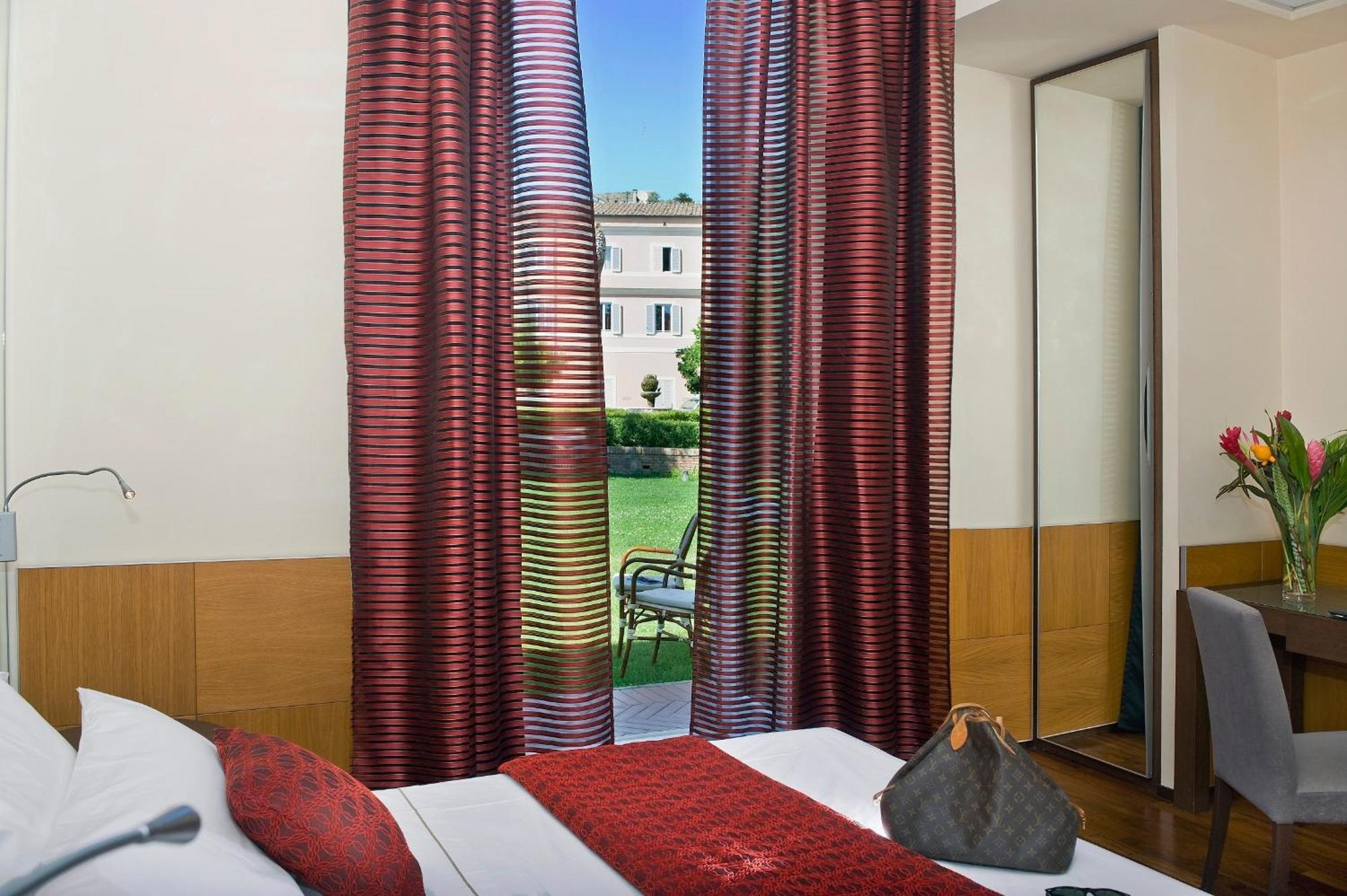 Chambre Double ou Lits Jumeaux avec Vue